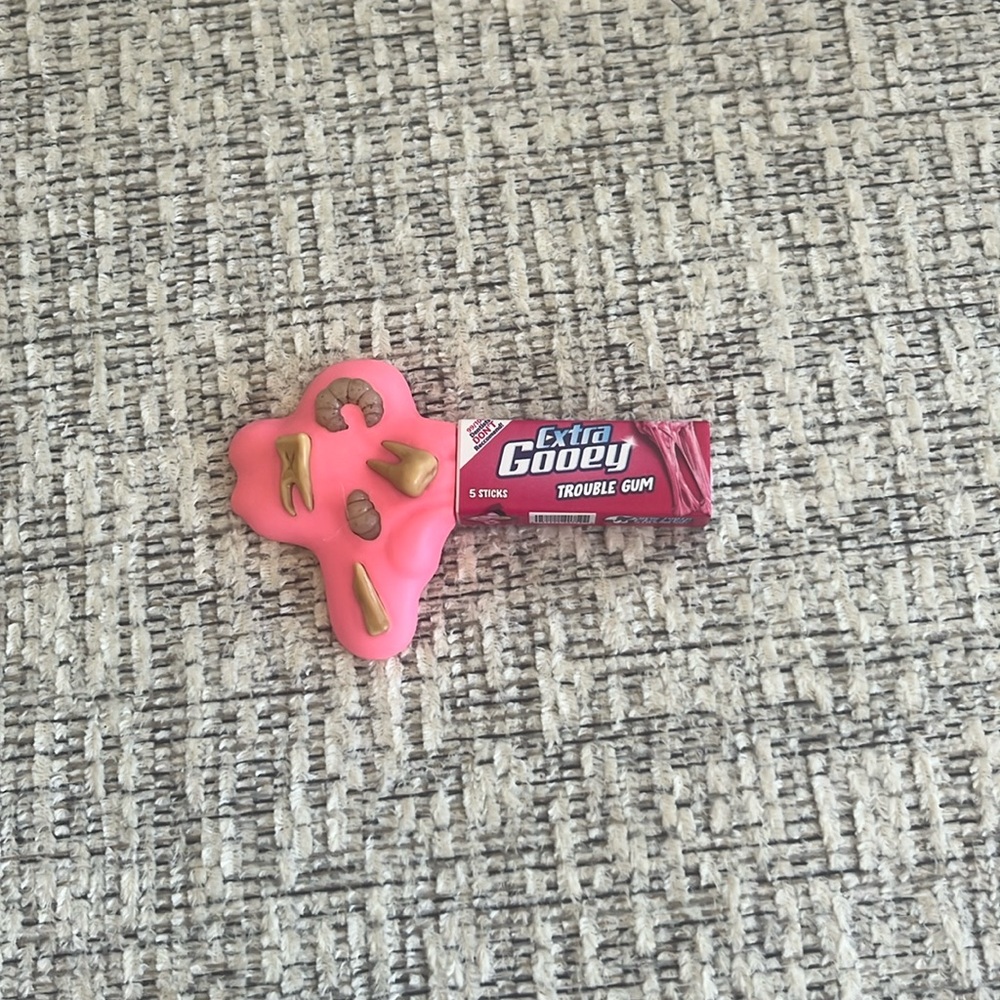 Mega Gross Mini Extra Gooey Trouble Gum